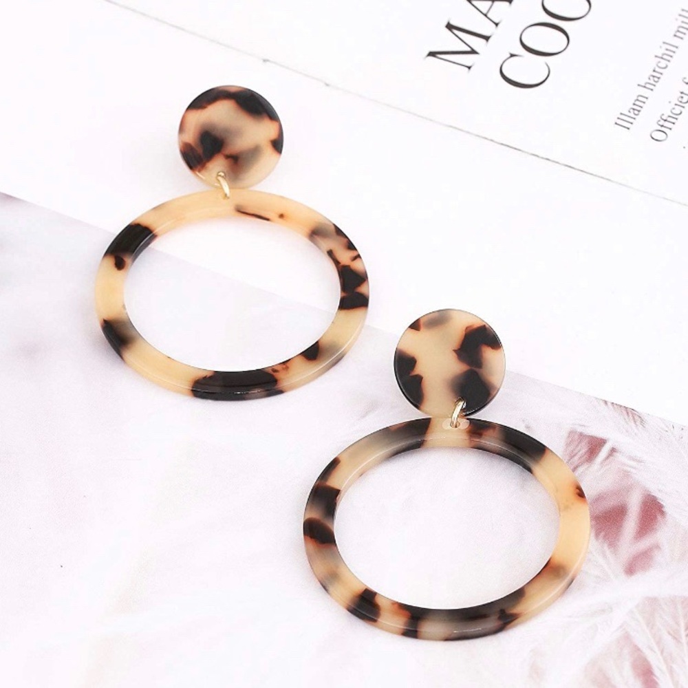Tortoise Shell Hoop Acrylic Earrings